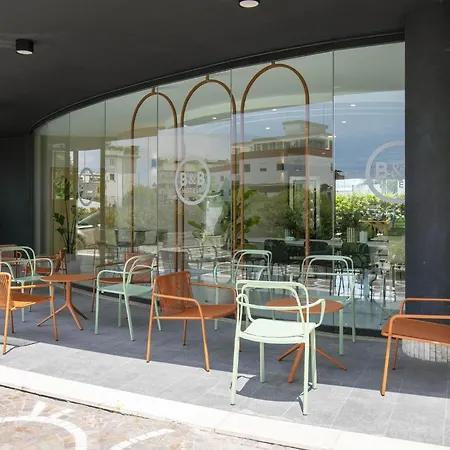 B&B Hotel Latina