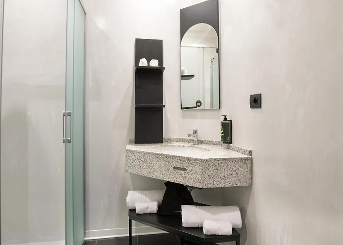 B&B Hotel Latina Hotel 3*