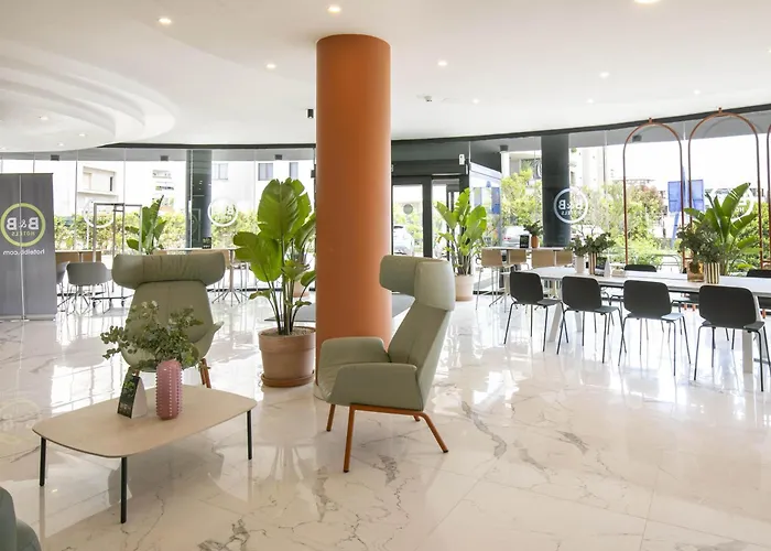 B&B Hotel Latina Hotel