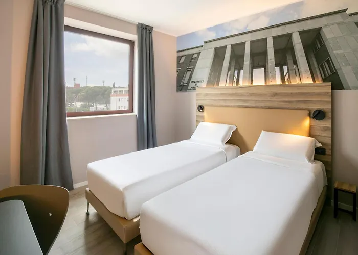 B&B Hotel Latina Hotel