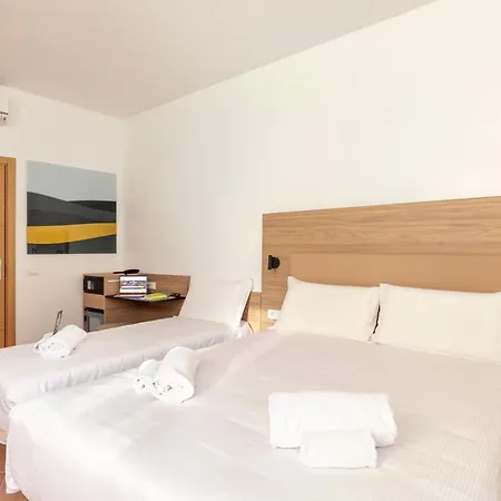 B&B Hotel Latina 3*