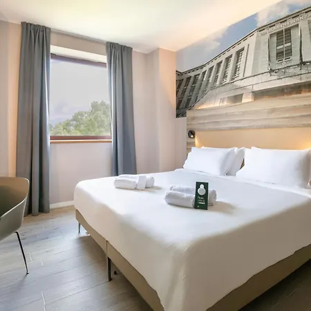 酒店 B&B Hotel Latina 3*