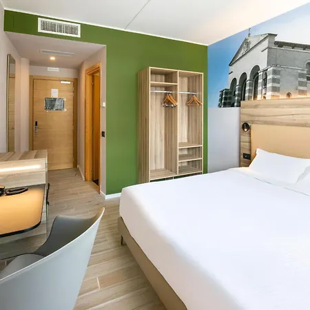 B&B Hotel Latina 酒店 拉蒂纳